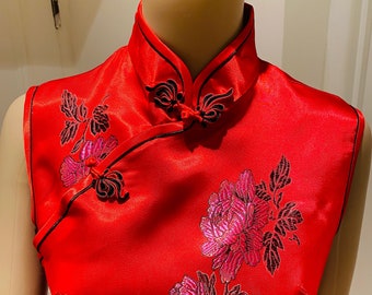 BEAUTIFUL Vintage 90's Red Silk Dress Made In China - LOVELY!!