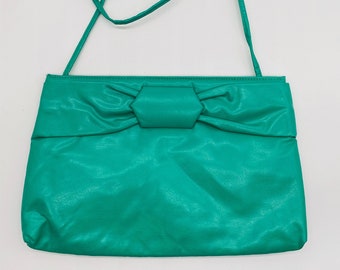 LOVELY Vintage 1980's Green Handbag Made By 'Bags Bazaar' - Great Colour!!