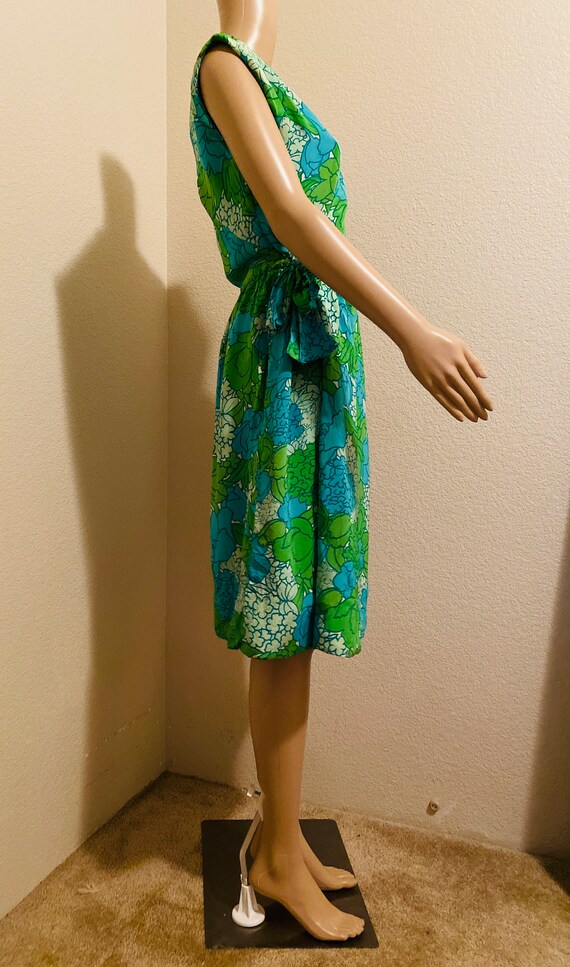 BEAUTIFUL Vintage 1950's Green Floral Dress Made … - image 6