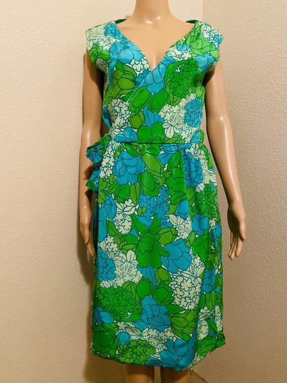 BEAUTIFUL Vintage 1950's Green Floral Dress Made … - image 2