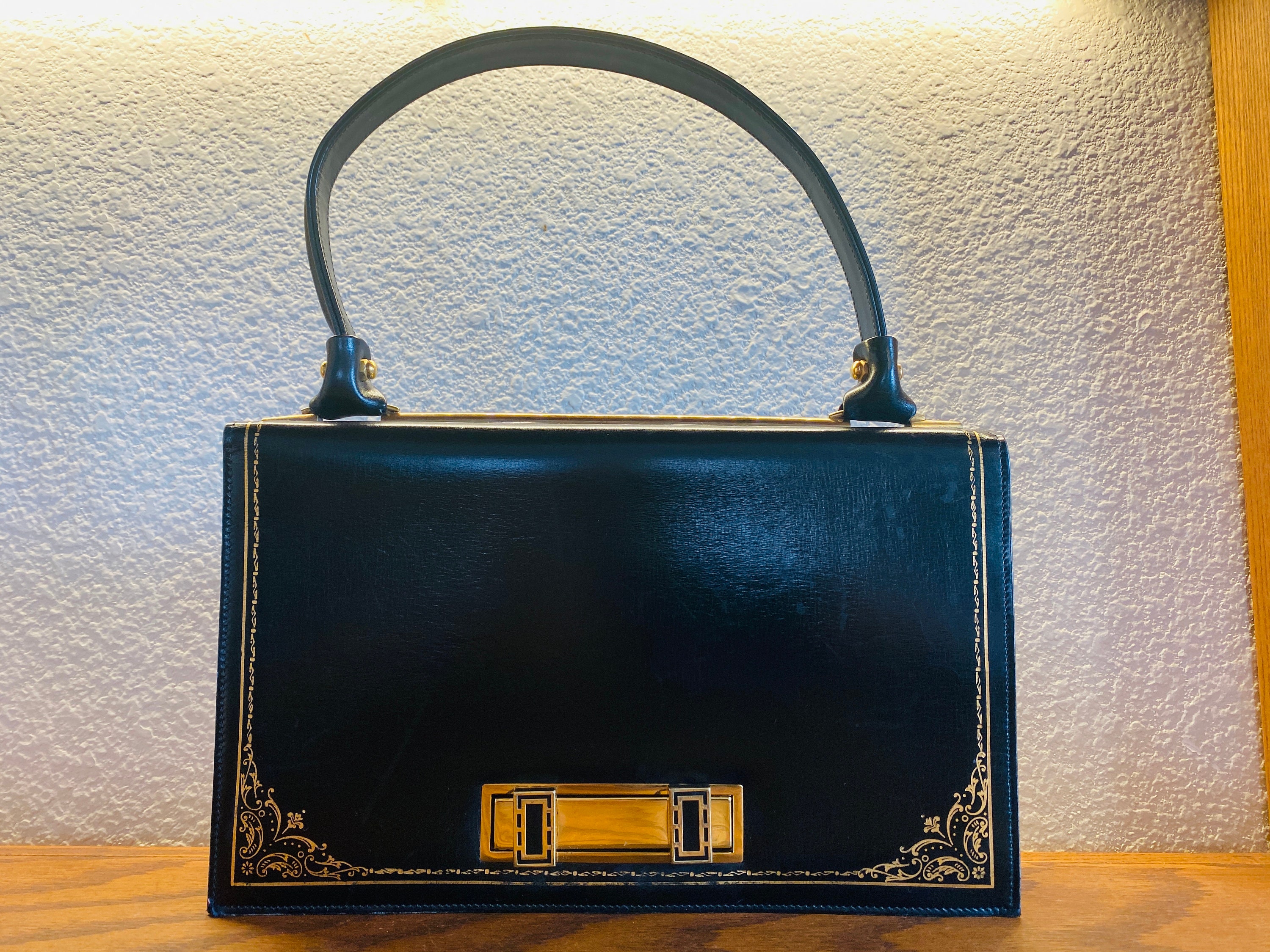 Beautiful leather deals handbags