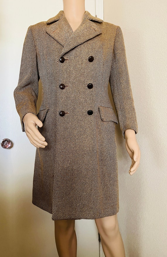 BEAUTIFUL Vintage Mens Woollen Tweed Coat Made in 
