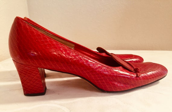 red snakeskin shoes