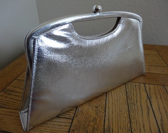 BEAUTIFUL Vintage Silver Clutchbag / Handbag - Very Interesting Style!!