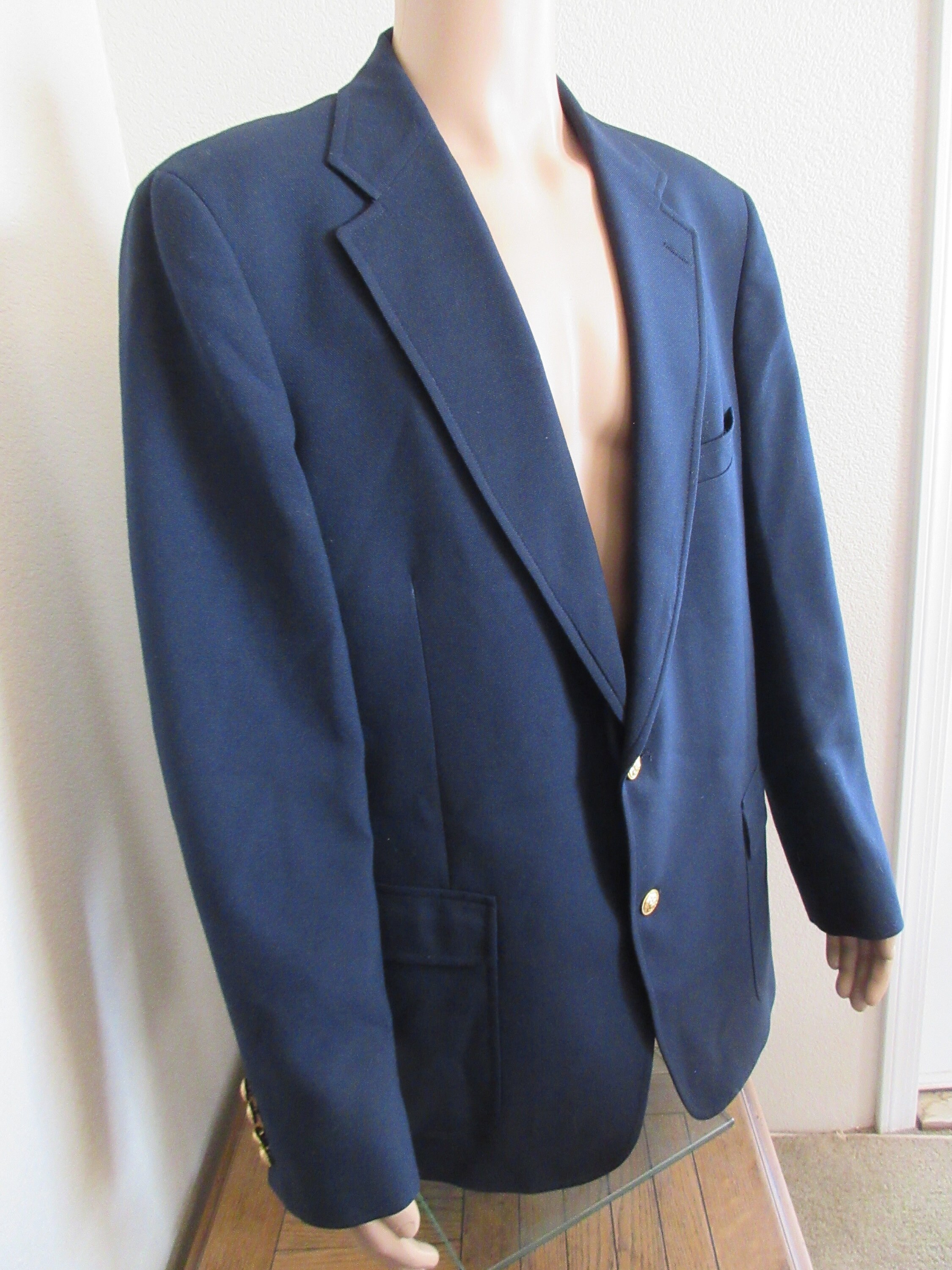 Image of Lovely Vintage 1980's Mens Navy Blue Blazer Made in Usa By "Leonards' - Chest 46"