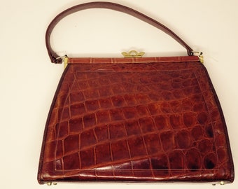 EXTREMELY BEAUTIFUL Vintage 1940's Alligator Skin Handbag - Just Stunning!!