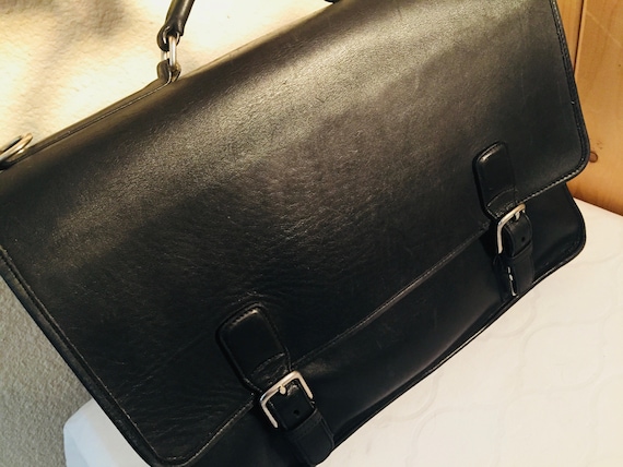 LOVELY Vintage 1980's Black Leather Handbag / Brie