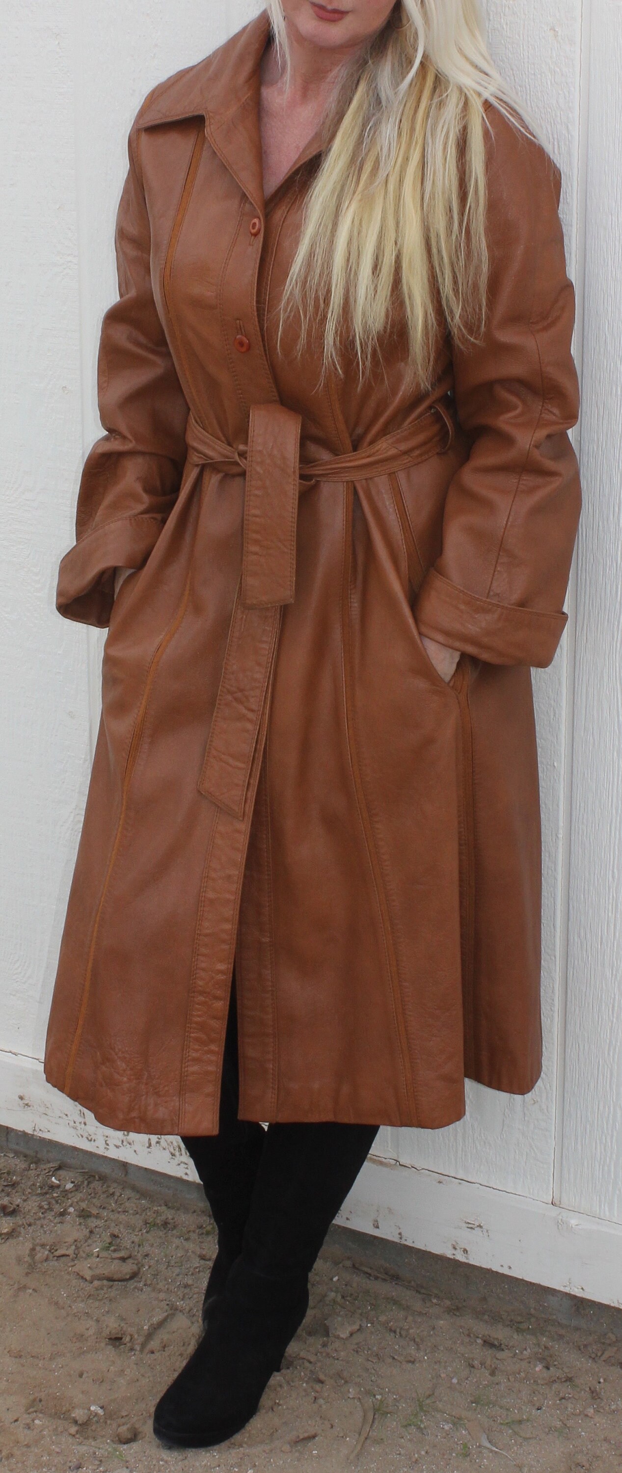 Image of Beautiful Vintage Mid-Tan Leather Trench Coat Made By "Imperial' - Size Medium