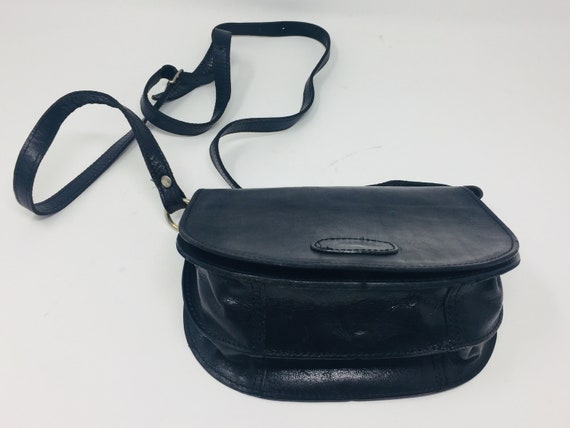 LOVELY Vintage 1970's Black Leather Satchel-Style… - image 1