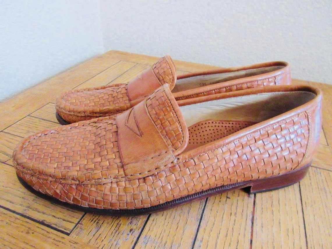 criss cross house shoes