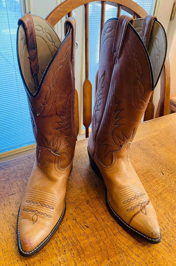 NICE Pair Of Vintage Mens Cowboy Boots Made In US… - image 2