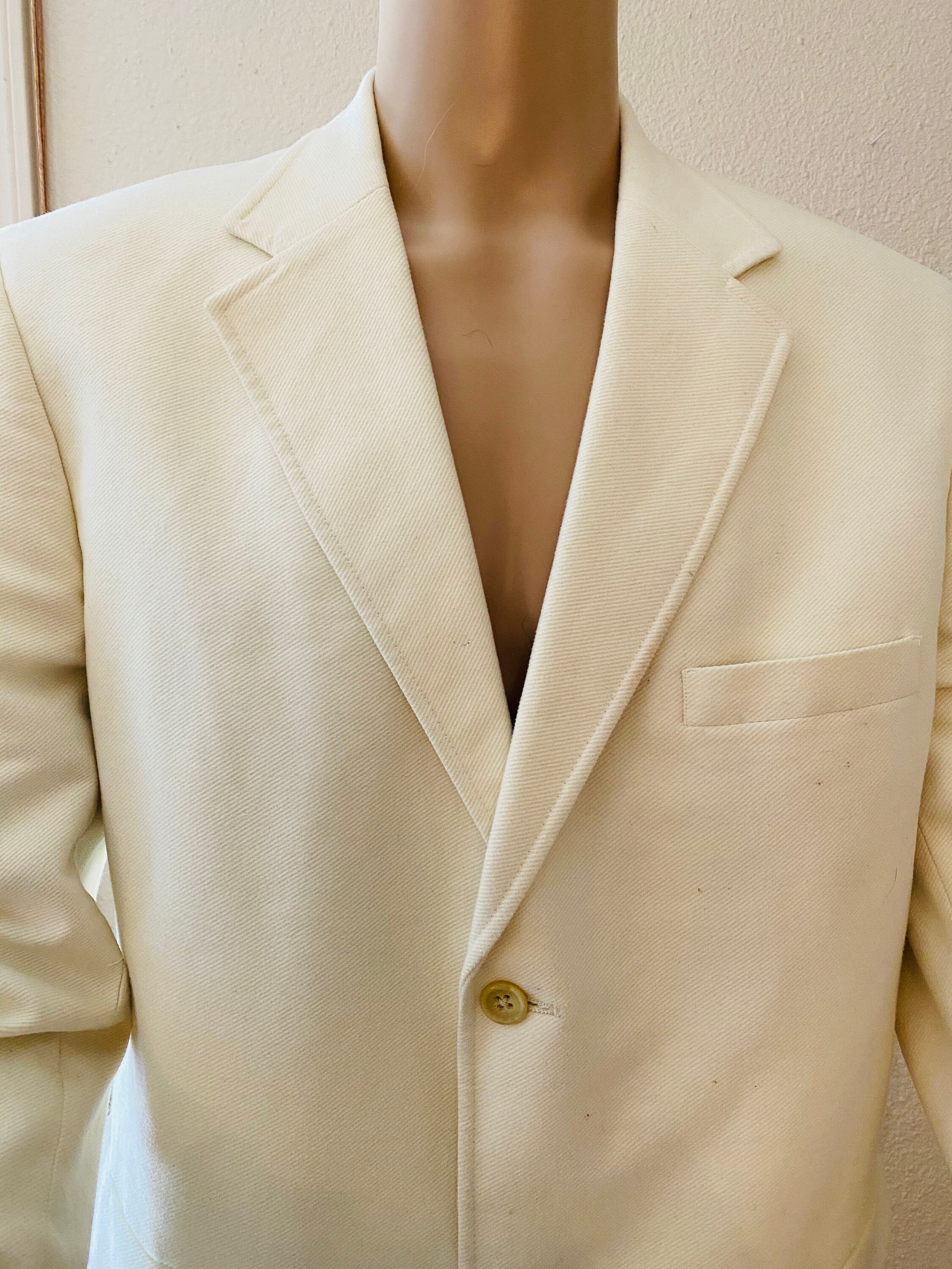 Image of Lovely Vintage Mens Cream Jacket Made By "Tasso Elba', Size Large - Great