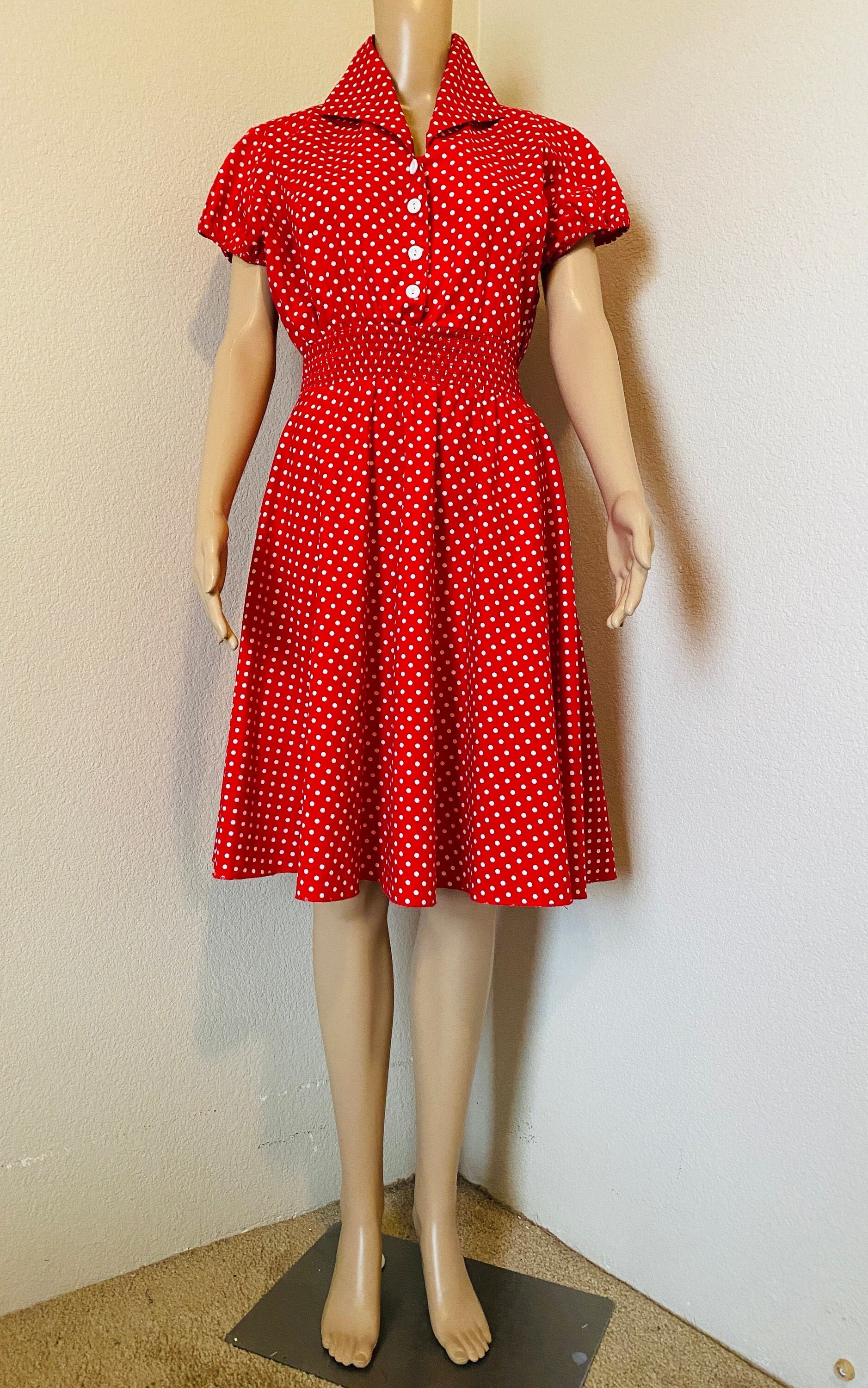 BEAUTIFUL Vintage 1950's Red & White Polka Dot Dress Made in USA by 'sara', Rockabilly Style - Great!! - Etsy BEAUTIFUL Vintage 1950's Red & White Polka Dot Dress Made in USA by 'sara', Rockabilly Style - Great!! - Etsy