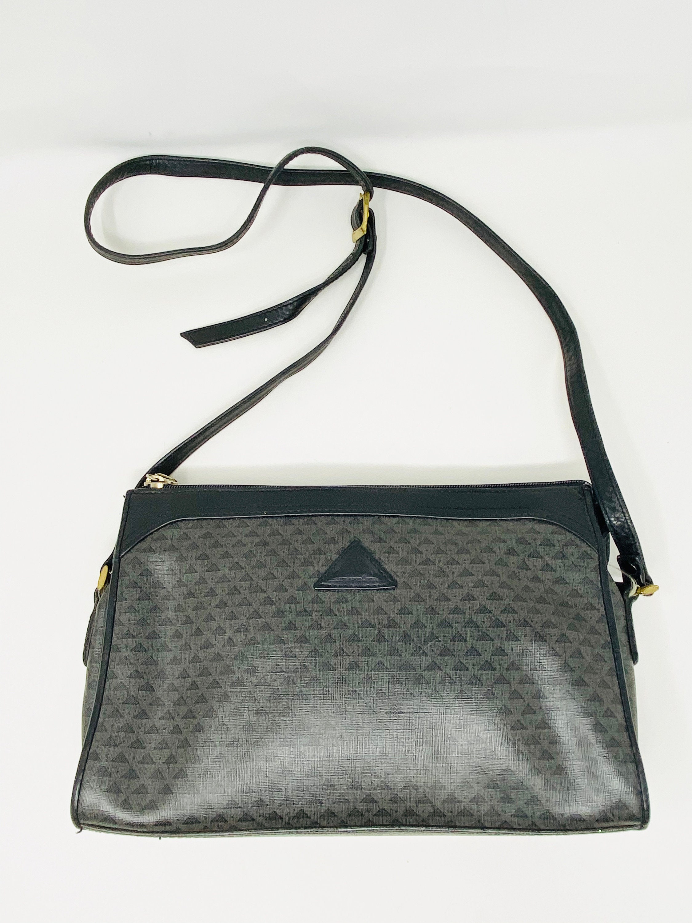 Vintage 1980s Black Liz Claiborne Triangle Logo Handbag – Bold Fashioned