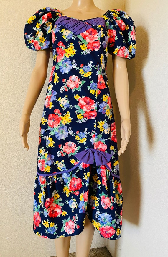 BEAUTIFUL Vintage 1980's Dress Made By 'Jane M' In