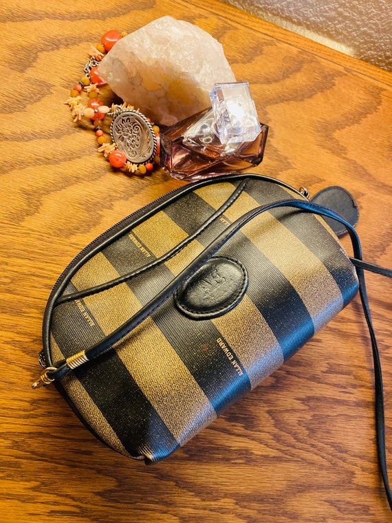 BEAUTIFUL Vintage Leather 1980's Handbag Made in USA by 'allan