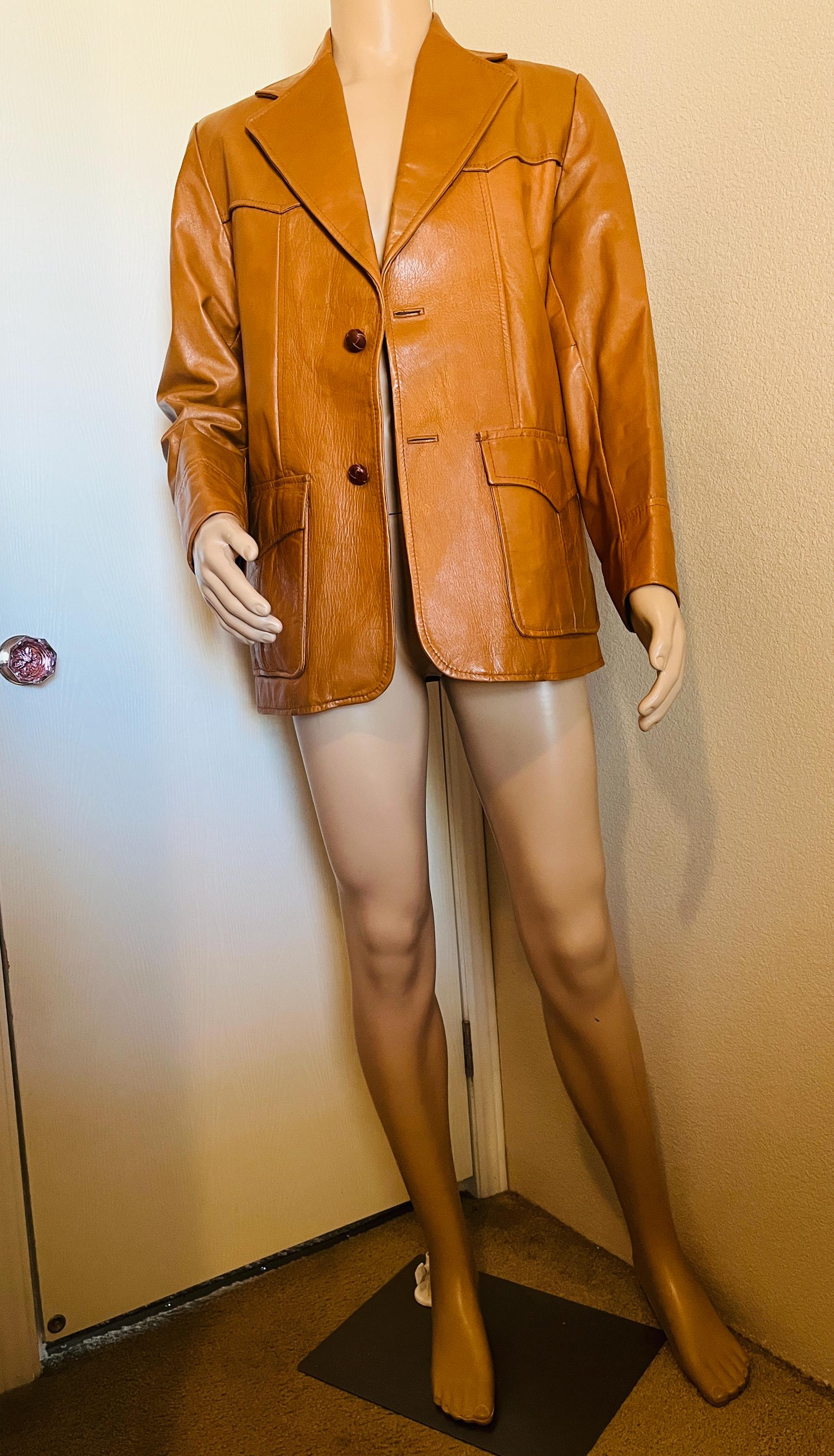 LOVELY Vintage 1970's Tan Leather Mens Jacket Made in USA by