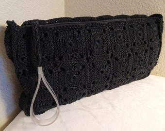 V BEAUTIFUL Vintage 1950's Black Crochet Handbag With Clear Lucite Handle - GORGEOUS!!