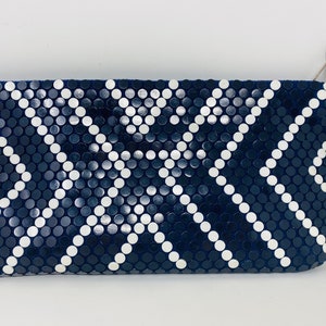 BEAUTIFUL Vintage 1970&#39;s Navy & White Beaded Handbag Made By &#39;Le Regale&#39; - Lovely!!