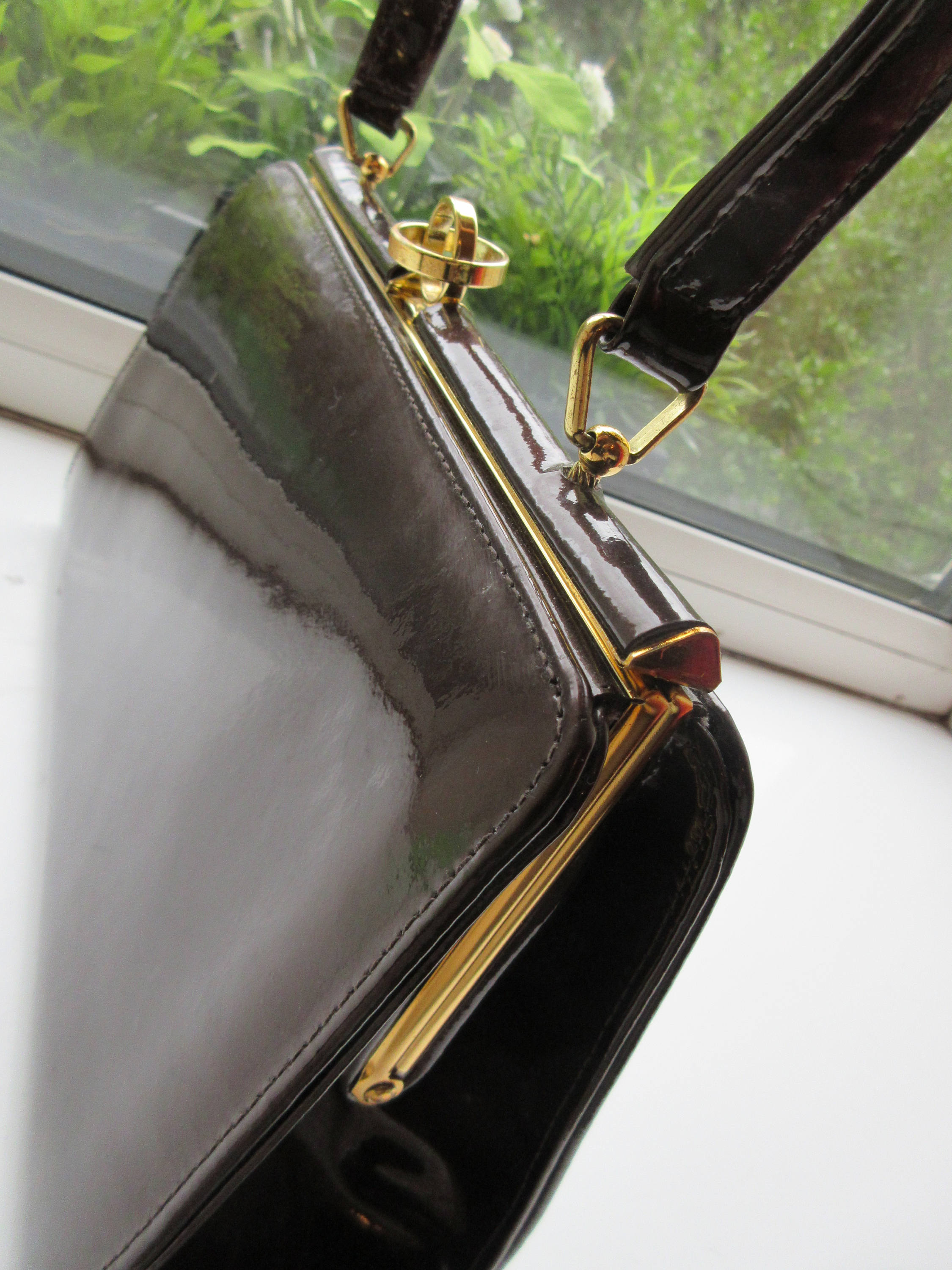 Vintage Kelly Style 1940 s Chocolate Patent Leather Handbag Lovely Etsy