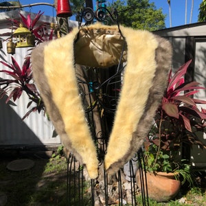Vintage Beige & Gray Mink Fur Collar, Vintage Hollywood Style, Fur Scarf, Genuine Fur Throw, Fur Stole, Striped Fur Collar