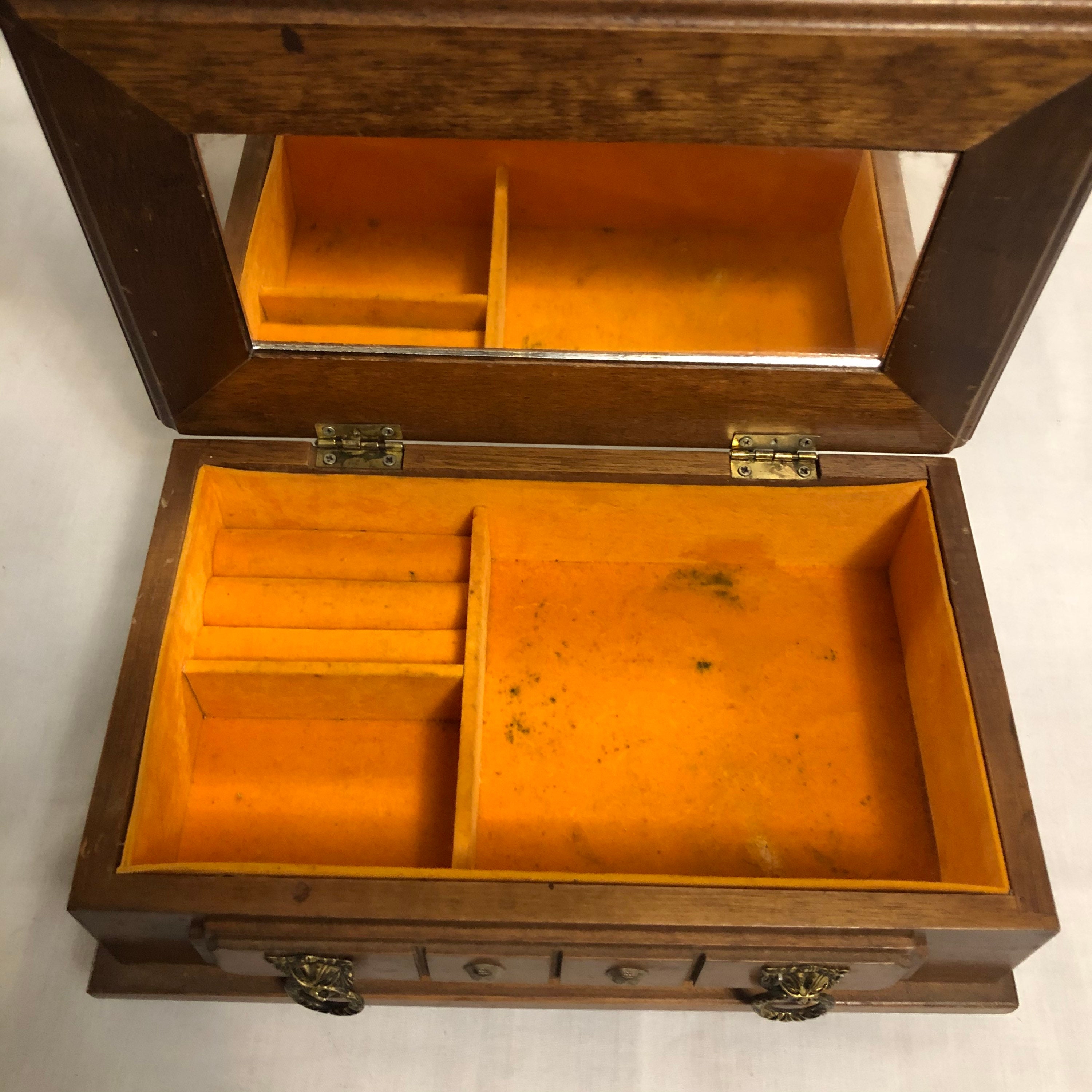Vintage S. Sper Bijou Wooden Jewelry Box With Family Crest 