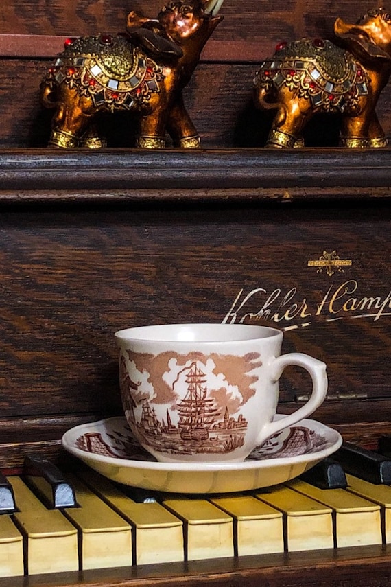 Tee Wee atmospheres. 北欧AOR 3 Fair Winds Alfred Meakin Staffordshire England Teacup & Saucer
