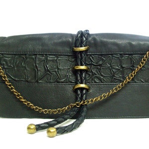 Bolso de hombro de piel fruncida negra / Cartera de diseñador de piel trenzada negra / Monedero de piel negra con herrajes de latón / Bolso de piel tejida