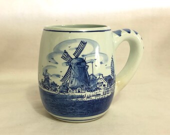 Delftsblauw Handpainted Mug with Windmill and Floral Illustrations