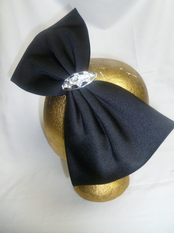 Rhinestone  Big Bow Headband for Women - Black with Silver Accent Amazon.com : Fdesigner Crystal Bow Headband Silver Wedding  main image 4