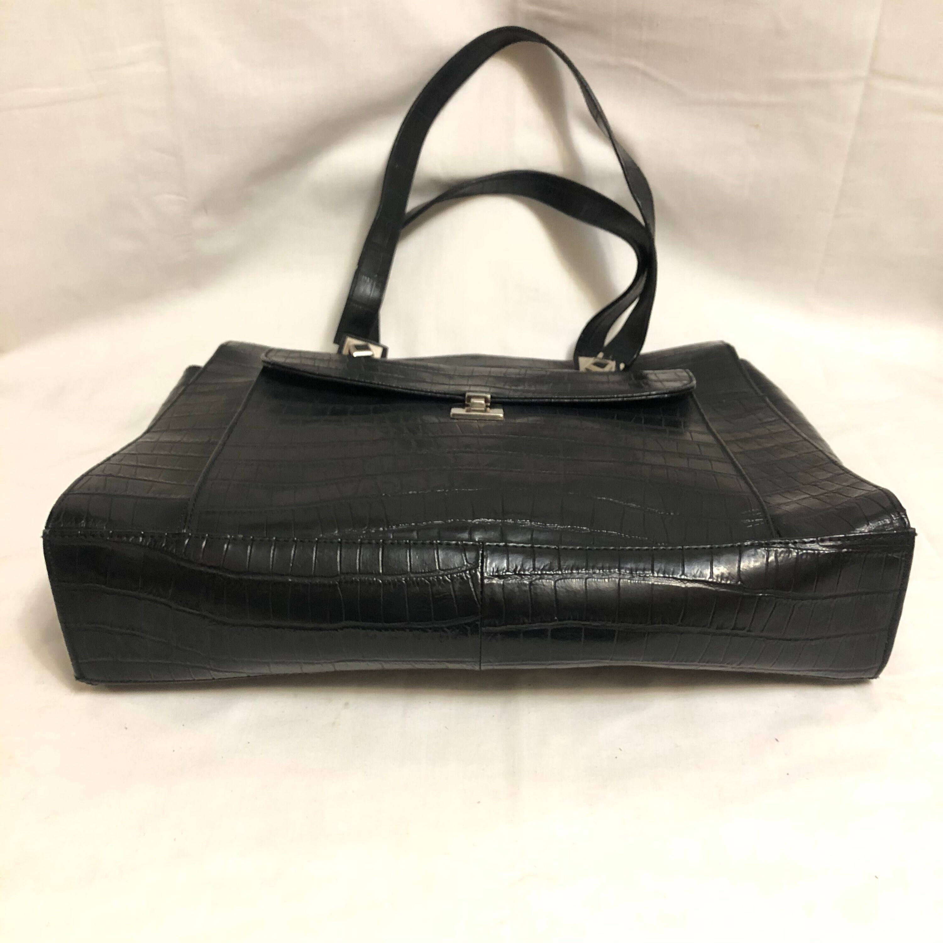 Black Embossed Crocodile Leather Shoulder Bag, XL Black Leather 