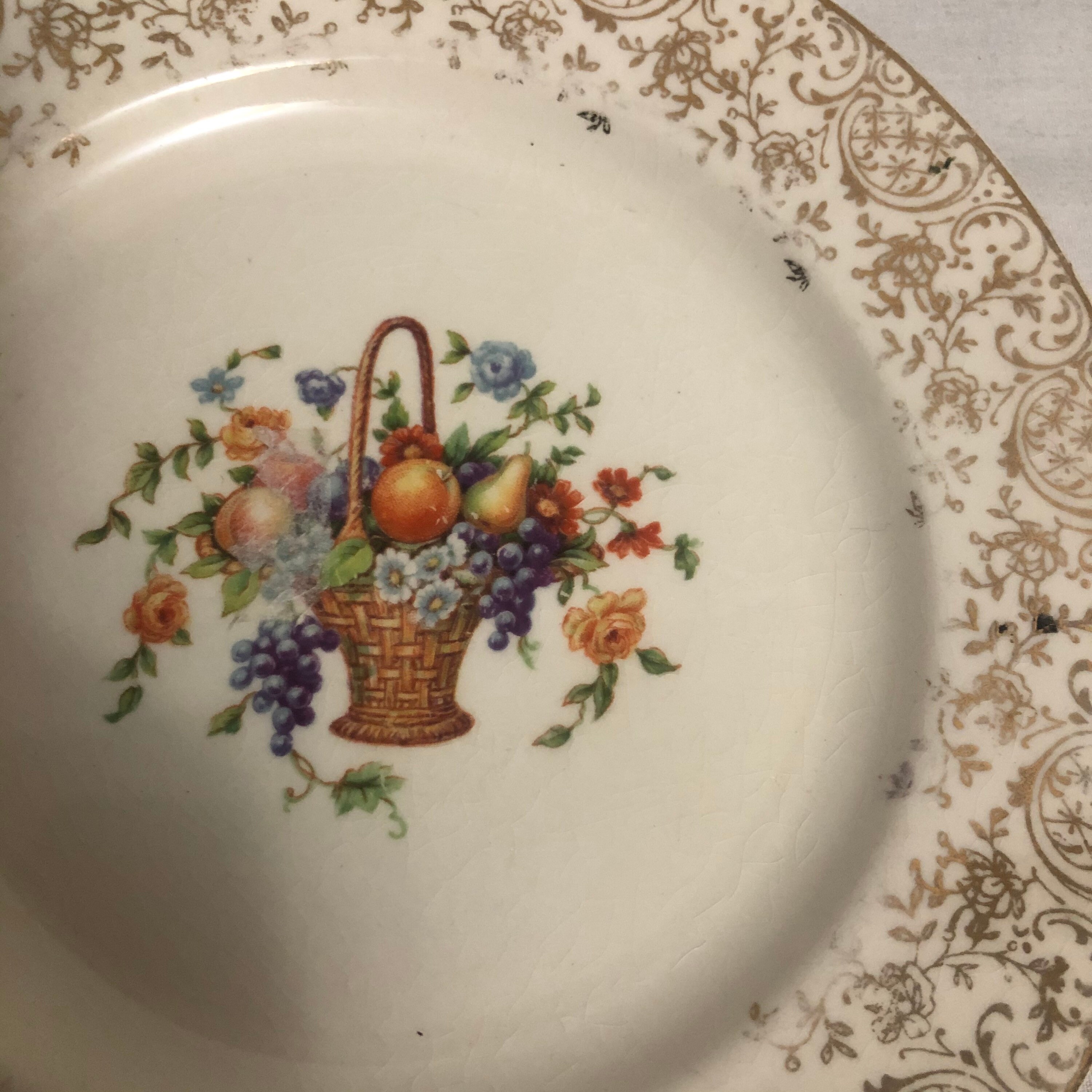 Vintage Royal China Warranted 22 Karat Gold Floral Snack Plates