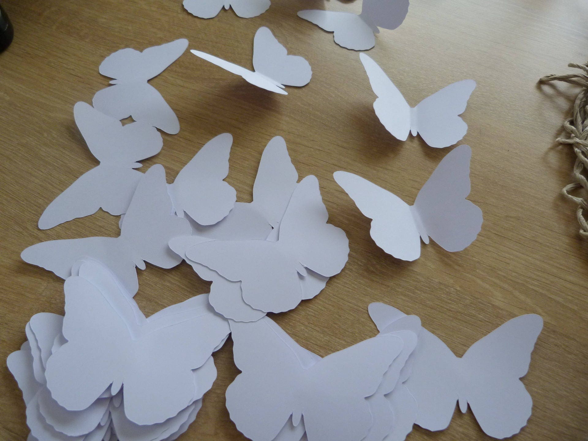 Jolie Envolée de Papillons Pour Décoration Chambre d'enfant, Salon, Cadre ....