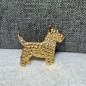 Vintage Gold Rhinestone Dog Brooch Pin Jewelry Gold Tone Clear Crystal Puppy Animal Terrier Scottie Romantic Pet Lover Gift for Her Wife