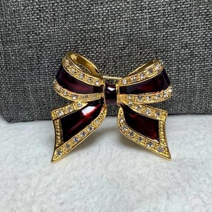 Vintage Red Enamel Rhinestone Bow Brooch Pin Jewelry Gold Tone Ribbon Crystals Romantic Elegant Holiday Christmas Party Gift for Her Wife