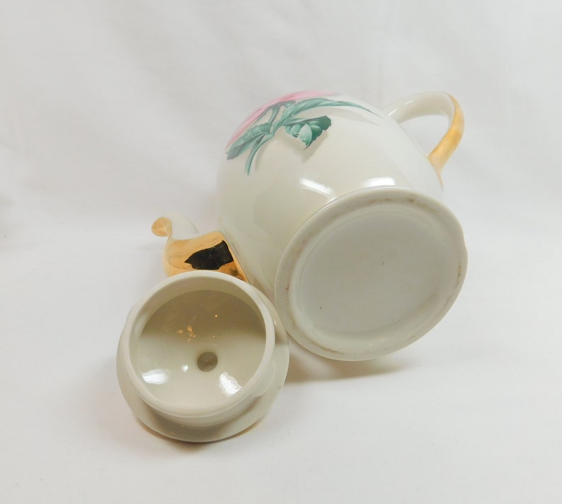 Vintage Pink Rose Teapot Large Flower Floral Gold Painted Handle Spout Trim Footed Porcelain Tea Pot Serving Formal Dining Wedding Decor