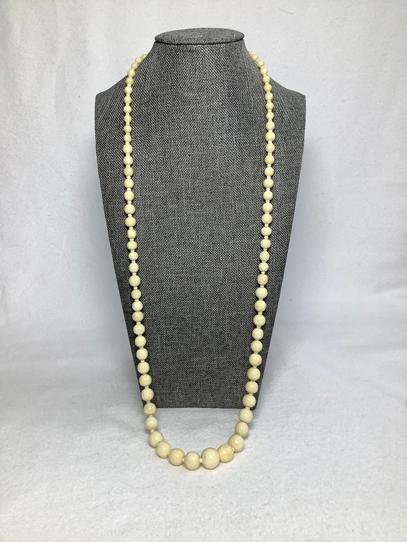 Vintage French Ivory-Colored Bead Necklace Jewelr… - image 1