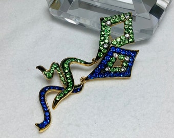 Vintage Rhinestone Kite Brooch Pin Designer Jewelry Large Gold Tone Blue Green Crystals Articulate Ribbon Tails Summer Picnic Gift Her Wife