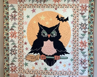 Custom Halloween Whimsy Owl Quilt Completed Finished Handmade Quilted Blanket Bats Stars Broomstick Moon Pumpkin Orange Black Green Gift