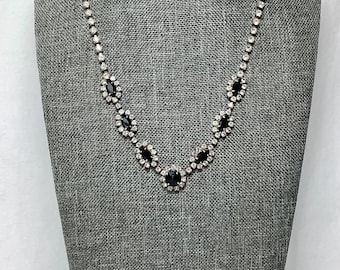 Vintage Black Clear Rhinestone Necklace Designer Jewelry Facet Cut Glass Rhinestones Beads Silver Tone Floral Romantic Elegant Bride Gift