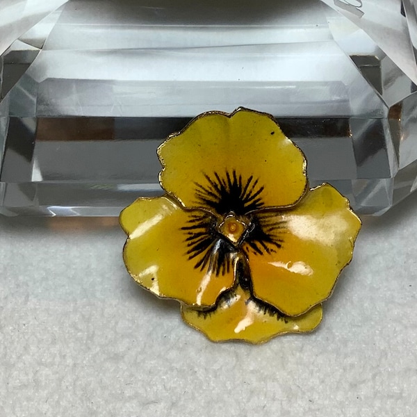 Vintage Yellow Pansy Brooch Pin Jewelry Gold Tone Enamel Yellow Flower Pansies Floral Garden Summer Gift Her Wife Friend Gardener Birthday