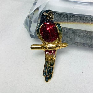 Vintage Parrot Brooch Pin Designer Jewelry Gold Tone Bird Rhinestone Eye Enamel Red Blue Green Bird Watcher Nature Gift for Her Wife Friend