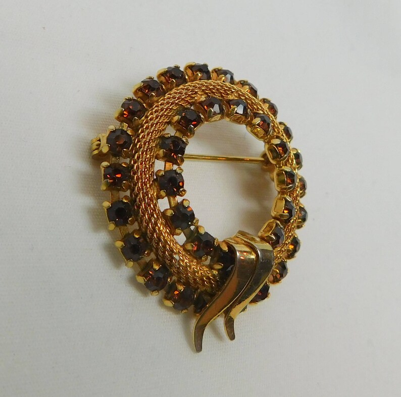 Vintage Austria Wreath Brooch Pin Signed Jewelry Facet Cut Glass Amber Rhinestone Gold Rope Weave Ribbon Round Circle Bride Gift For Her image 3