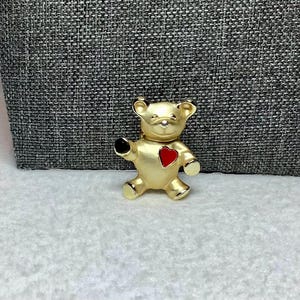 Vintage Red Heart Teddy Bear Tack Pin Giusti Signed Jewelry Lapel Tie Gold Tone Enamel Love Sweetheart Valentines Day Gift Her Girlfriend