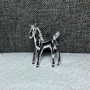 Vintage Small Silver Horse Brooch Pin Jewelry Silver Tone Pony Foal Equestrian Thoroughbred Derby Stable Ranch Cowboy Cowgirl Gift Her Wife