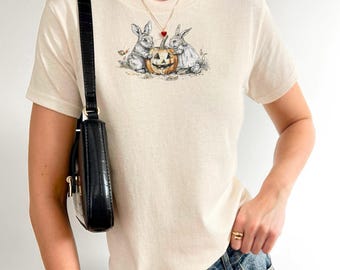 Halloween Baby Tee Shirt, Halloween Babytee, Retro Halloween Crop Top, Preppy Halloween, Pumpkin Baby Tee Crop Top, Retro Halloween Tee