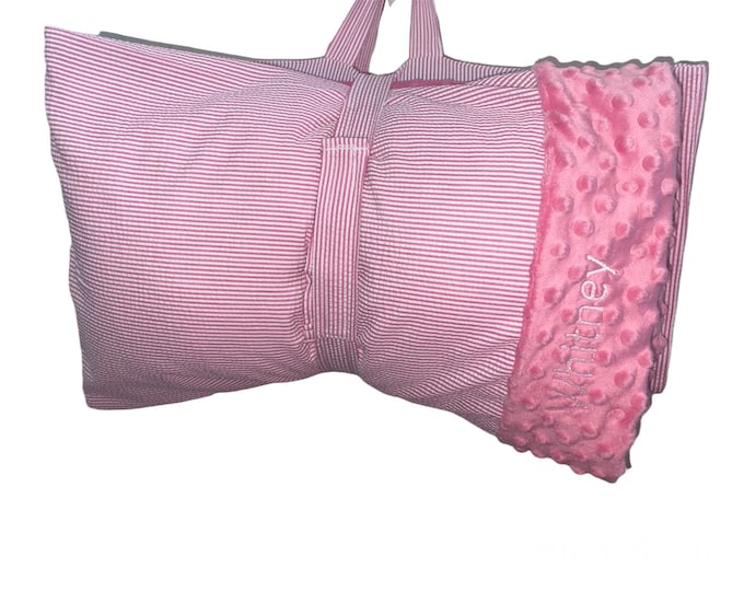 Seersucker Sweetness: Pink Kindermat Cover Set for Daycare Nap Time – Infuse Comfort with Delicate Style for Serene and Restful Moments