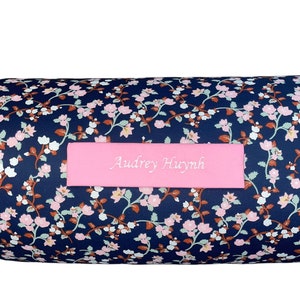 Navy Blooms Harmony: Personalized Floral Vine Nap Mat for Daycare Serenity and On-the-Go Naptime Bliss with Customized Name