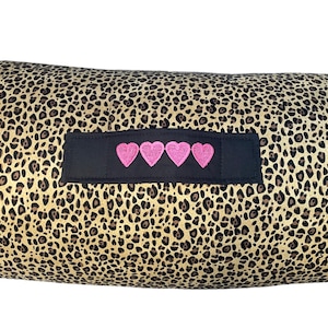 All-in-One Leopard Personalized Nap Mat: Versatile Comfort for Daycare, Sleepovers, and Travel Adventures!