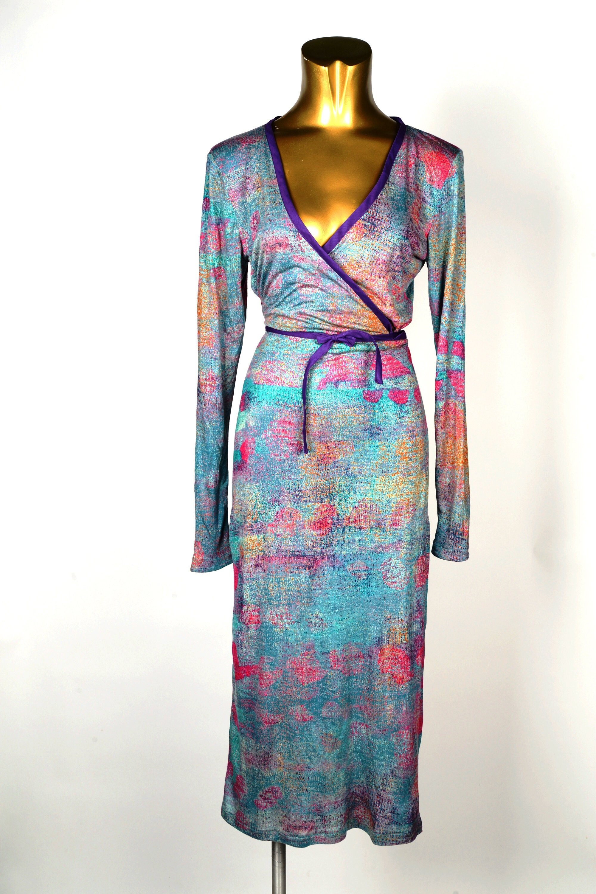 Vestido Abstraction Teal Wrap - CLEARANCE - Vestido na altura do joelho com mangas compridas